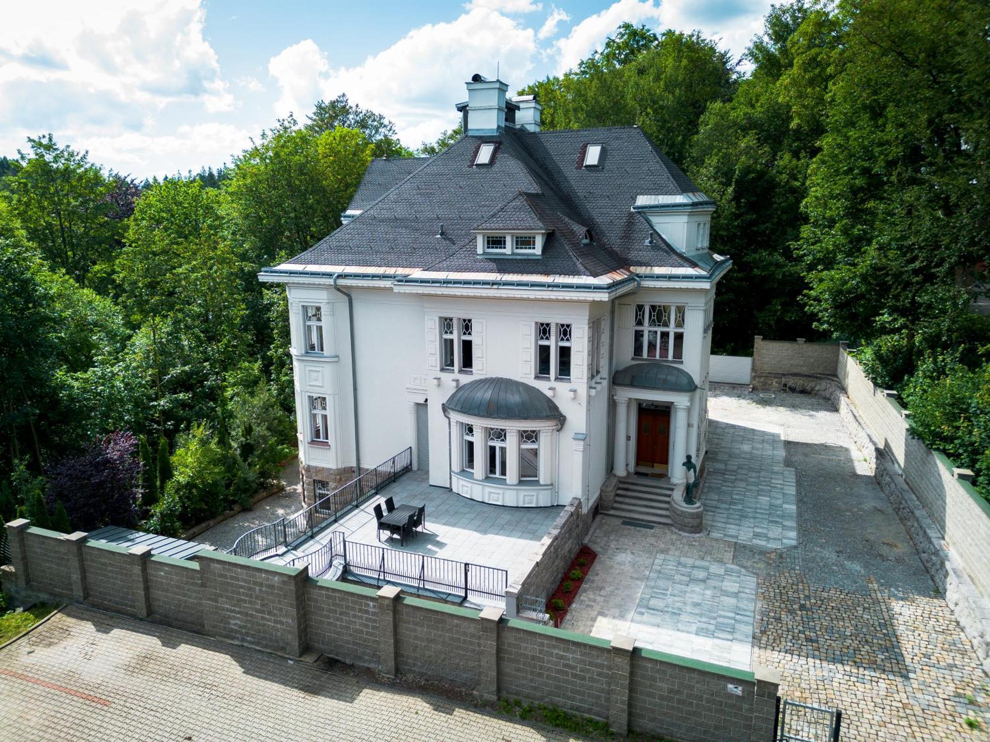 Ertlova Vila Jablonec nad Nisou Buitenkant foto