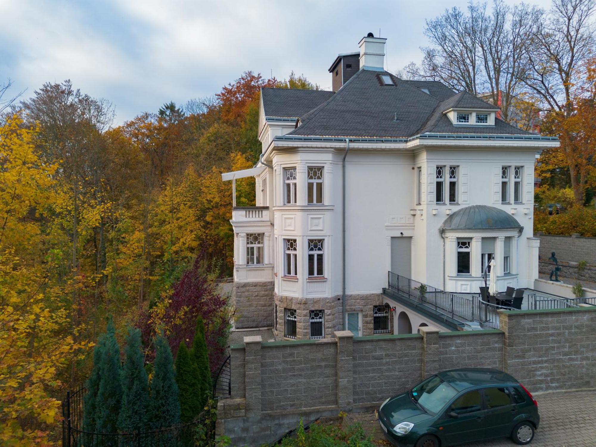 Ertlova Vila Jablonec nad Nisou Buitenkant foto
